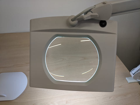 Wide-View Long Reach Magnifier Lamp (1.75X Lens)
